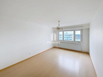 Appartement - 82 m² - 3 pièces