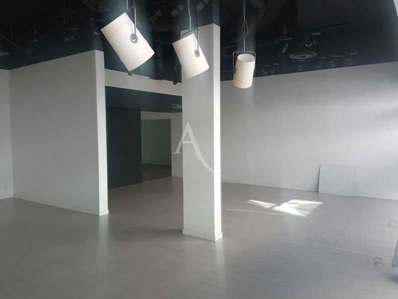 Local commercial - 95 m²