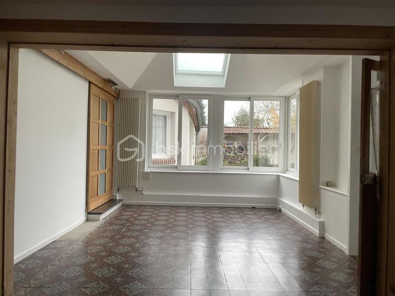 Demeure - 218 m² - 5 pièces