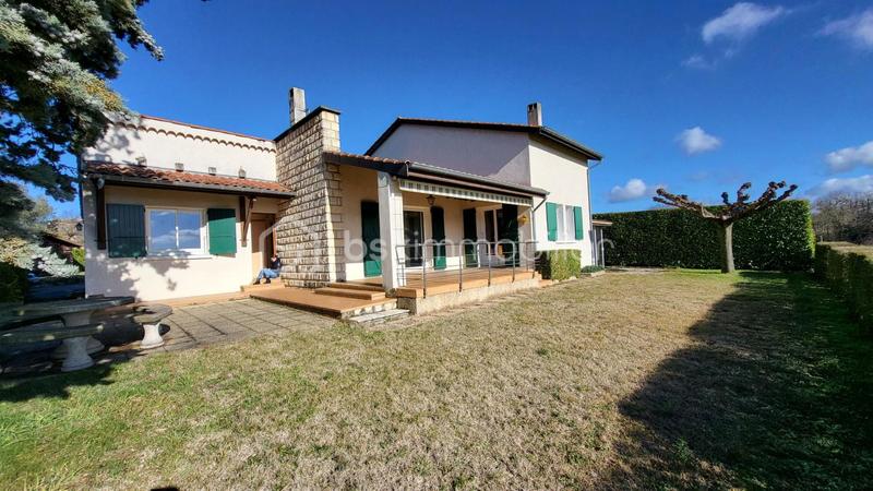 Corps de ferme - 144 m² - 6 pièces
