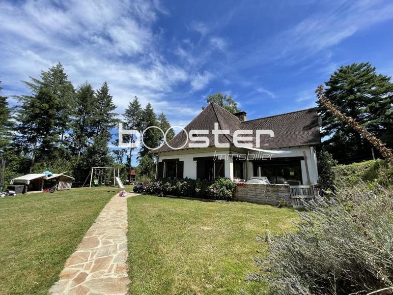 Maison ancienne - 168 m² - 7 pièces