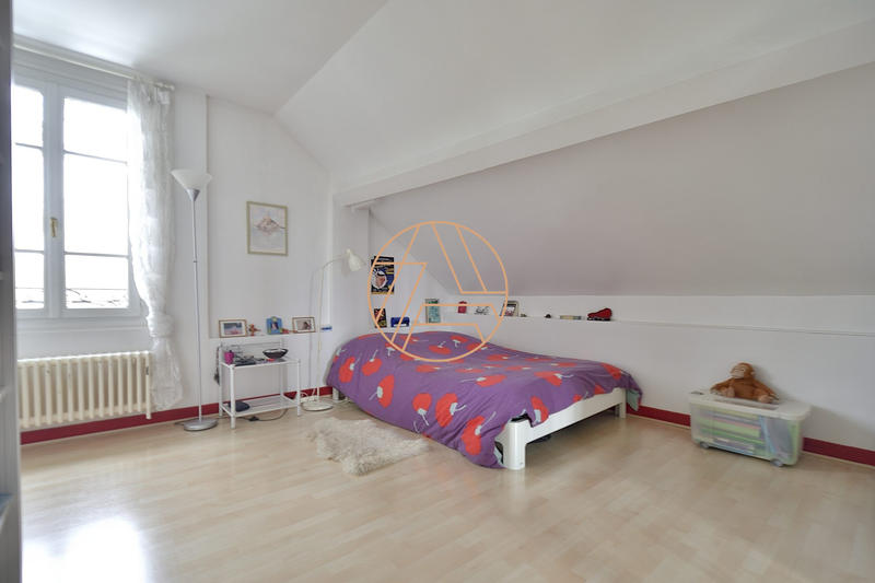 Maison ancienne - 200 m² - 8 pièces