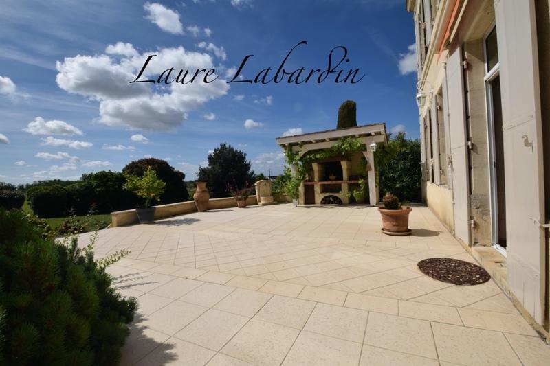 Maison de maîtres - 223 m² - 7 pièces