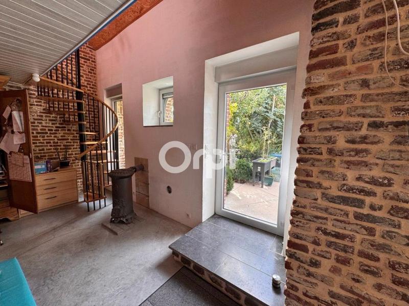 Maison - 338 m² - 6 pièces