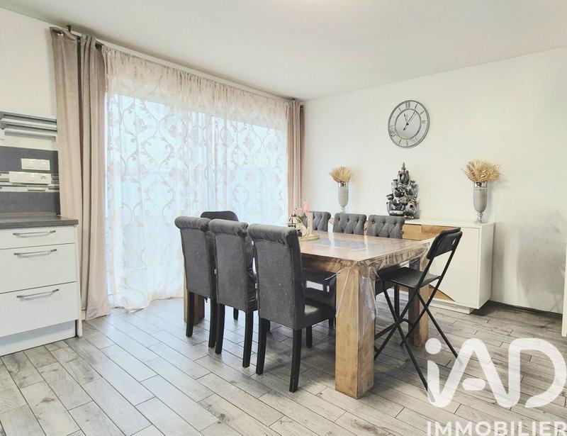 Maison - 110 m² - 7 pièces