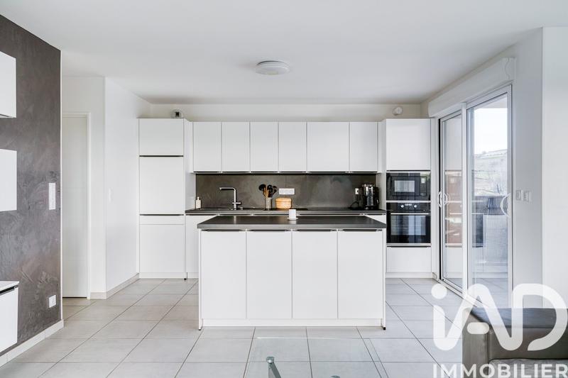 Appartement - 89 m² - 4 pièces