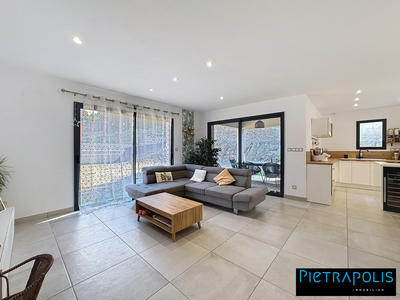 Maison - 112 m² - 5 pièces