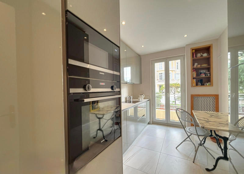 Appartement - 72 m² - 3 pièces