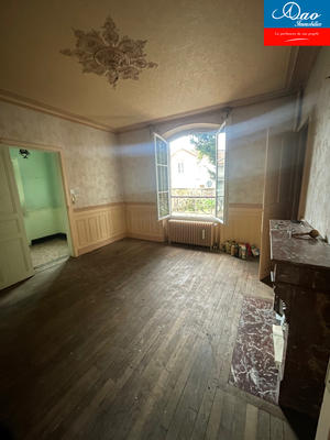 Maison - 97 m² - 5 pièces