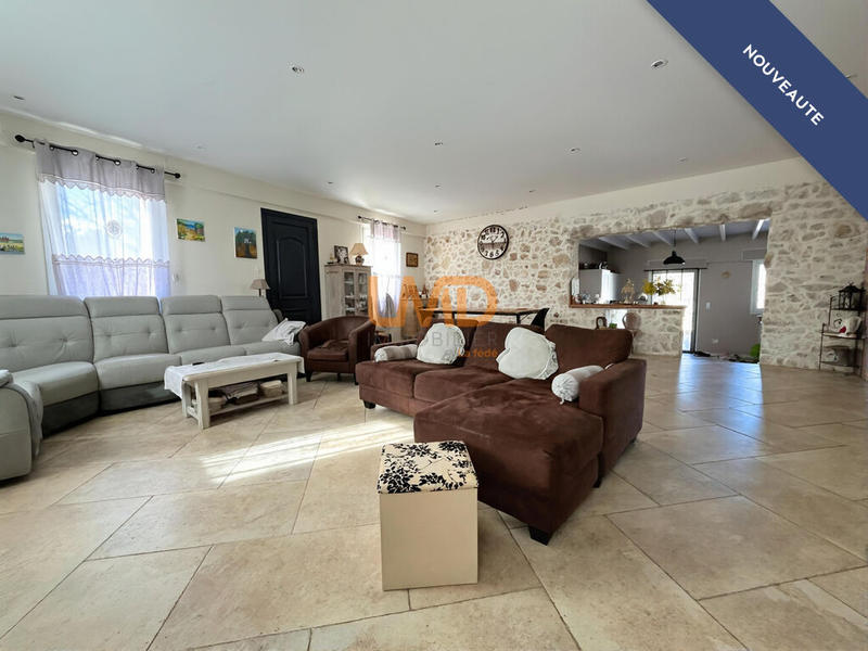 Maison en pierre - 171 m² - 4 pièces