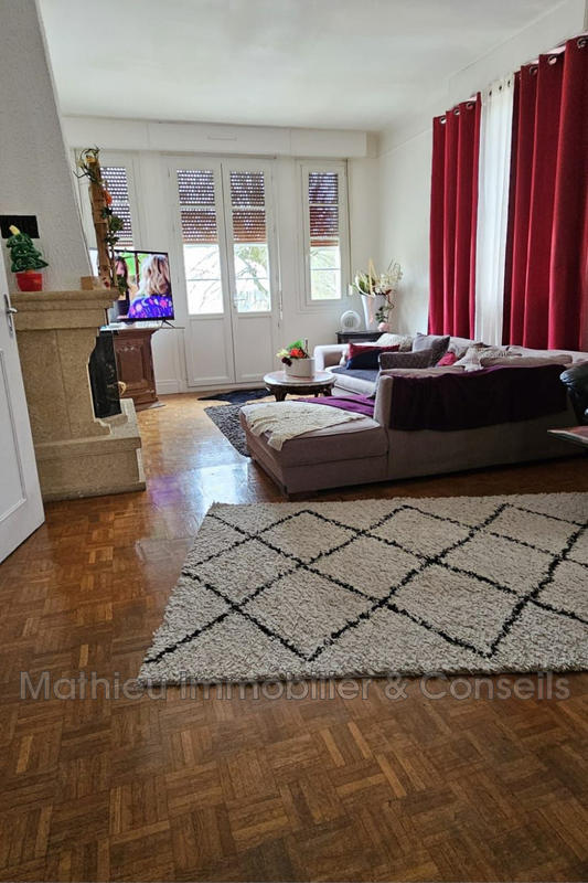 Appartement - 100 m² - 4 pièces