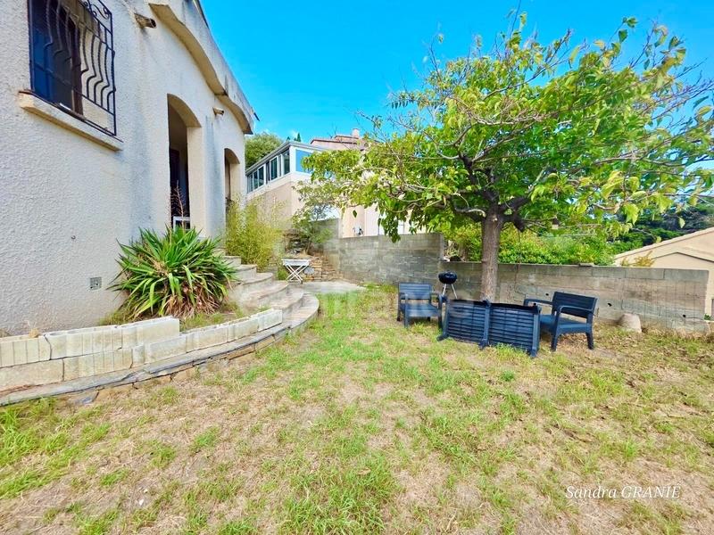 Maison - 353 m² - 10 pièces