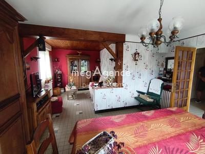 Maison - 82 m² - 5 pièces