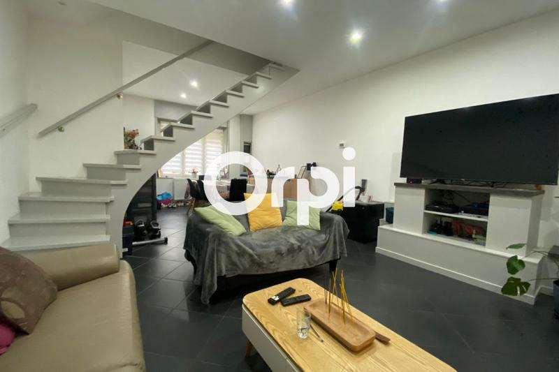 Maison - 121 m² - 5 pièces