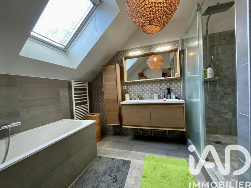 Maison - 173 m² - 8 pièces