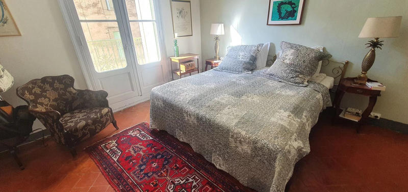 Maison - 430 m² - 18 pièces