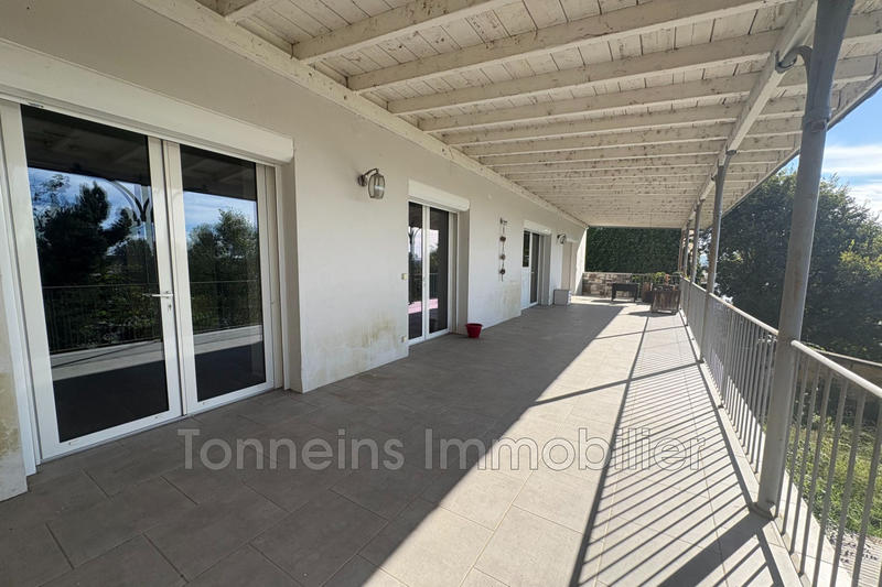 Maison - 111 m² - 7 pièces