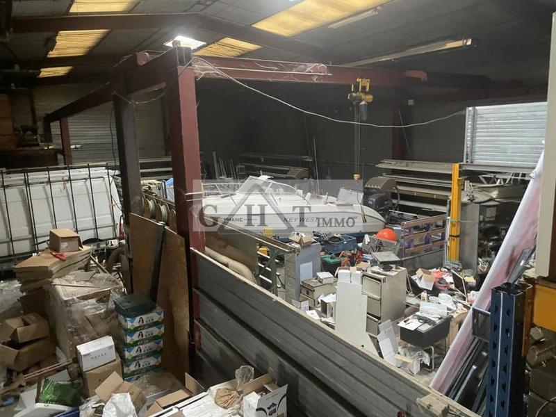 Entrepôt - 531 m²