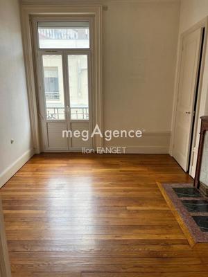 Appartement - 91 m² - 5 pièces