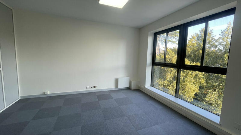 Bureau - 204 m²