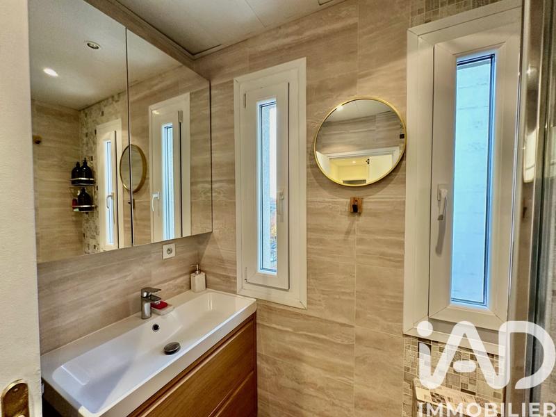 Appartement - 93 m² - 4 pièces