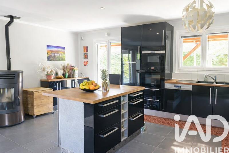 Maison - 131 m² - 6 pièces