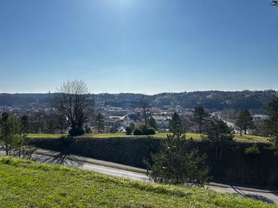 Appartement - 138 m² - 5 pièces