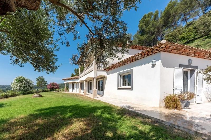 Villa - 188 m² - 7 pièces