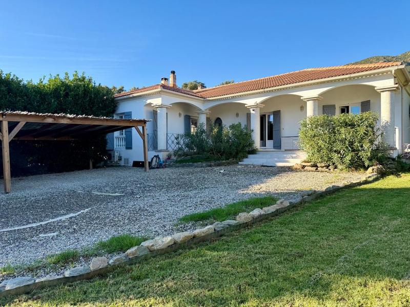 Villa - 185 m² - 5 pièces