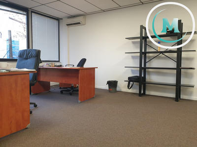 Bureau - 720 m² - 19 pièces