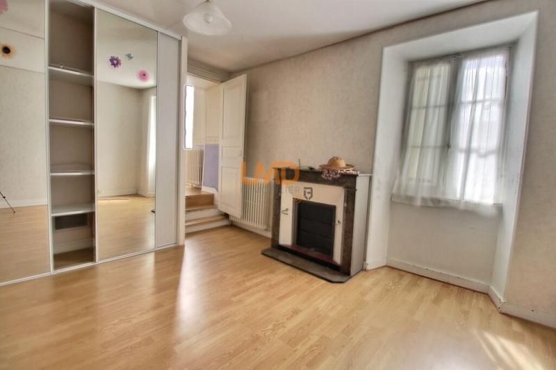 Maison - 152 m² - 7 pièces