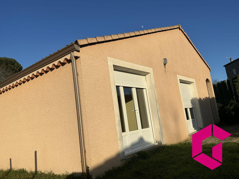 Villa - 90 m² - 6 pièces