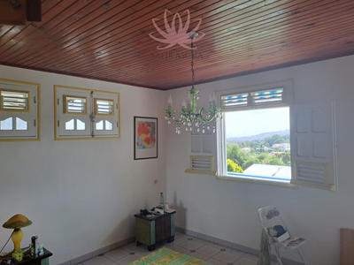 Maison - 193 m² - 4 pièces