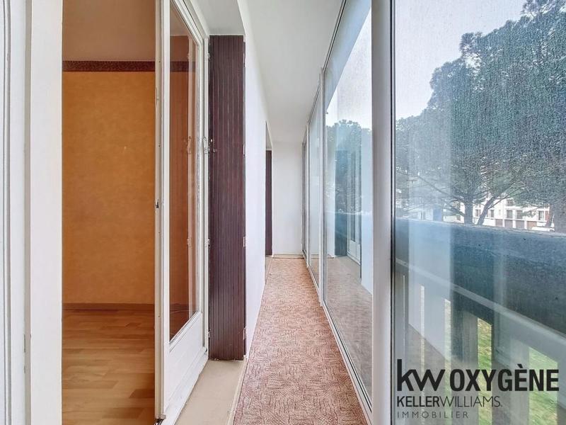 Appartement - 100 m² - 4 pièces