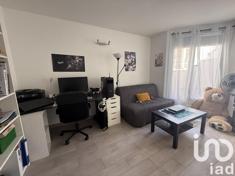 Appartement - 100 m² - 5 pièces