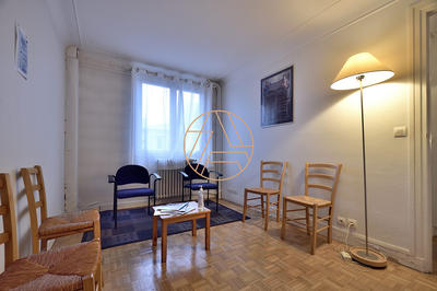 Appartement - 75 m² - 4 pièces