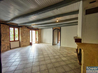Maison - 92 m² - 3 pièces