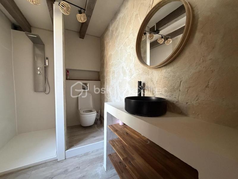 Maison - 205 m² - 7 pièces