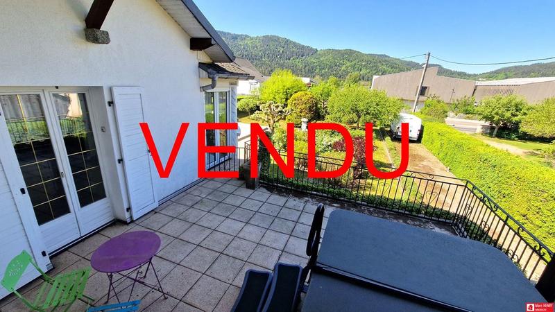 Maison traditionnelle - 164 m² - 5 pièces