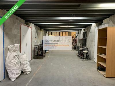 Entrepôt - 1 150 m²