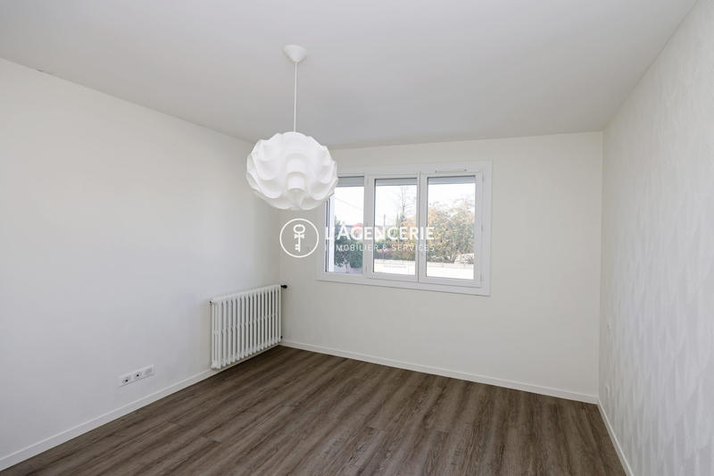 Appartement - 81 m² - 4 pièces