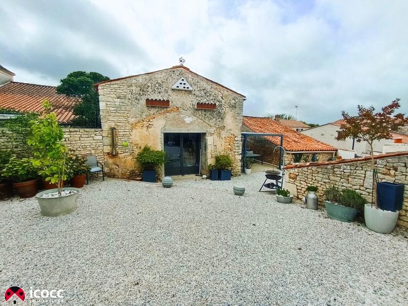 Maison en pierre - 191 m² - 6 pièces