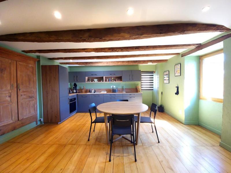 Maison - 285 m² - 10 pièces