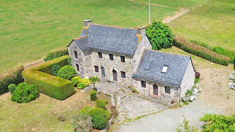 Maison - 188 m² - 7 pièces