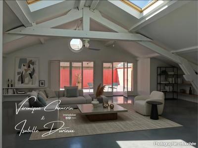 Loft - 181 m² - 5 pièces