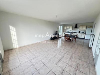 Maison - 94 m² - 4 pièces