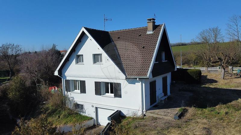 Propriété - 185 m² - 7 pièces