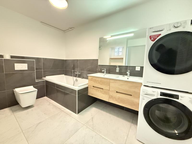 Appartement - 97 m² - 4 pièces