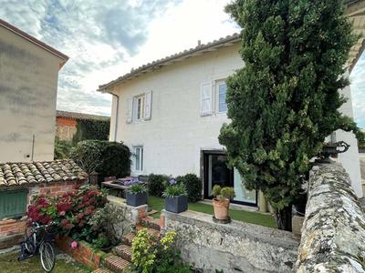 Maison - 164 m² - 5 pièces