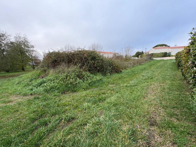 Terrain constructible - 722 m²